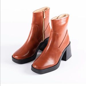 Raid Lexus Chunky Heel Boot In Brown